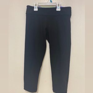 Lululemon/Ivivva Reversible Crop leggings